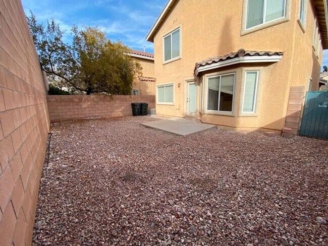Building Photo - RENOVATED HOME IN GATED SUMMERLIN COMMUNITY!