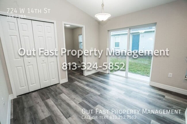 Building Photo - 724 W 14th St