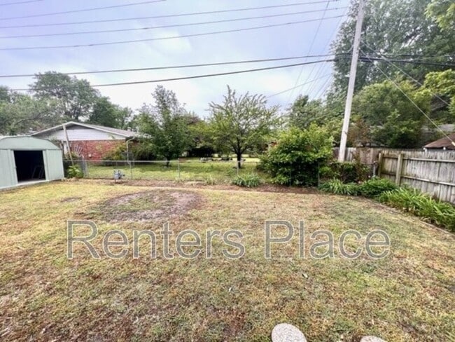 Building Photo - 4616 E 46th St