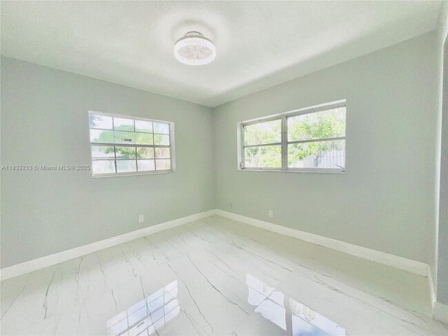 Building Photo - 4971 SW 7th Ct