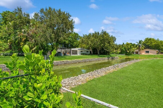 Building Photo - 7001 SW 126th St