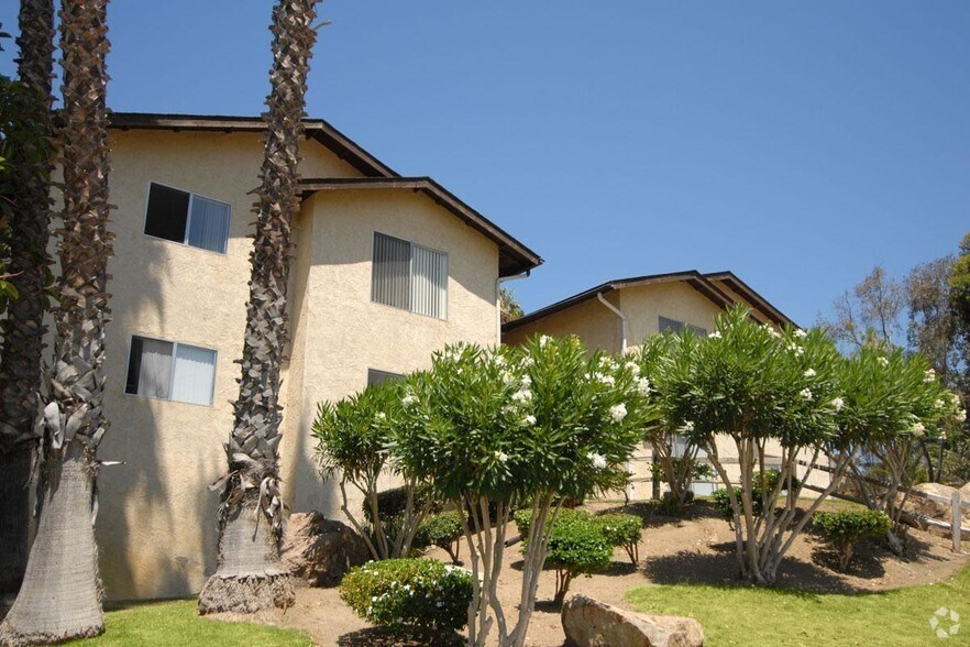 HIDDEN MEADOWS APARTMENTS 1624 Canyon Rd San Diego CA 91977