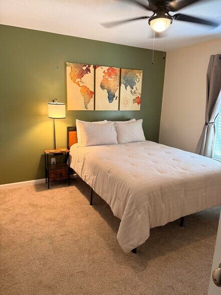 Building Photo - 4005 Calypso Dr