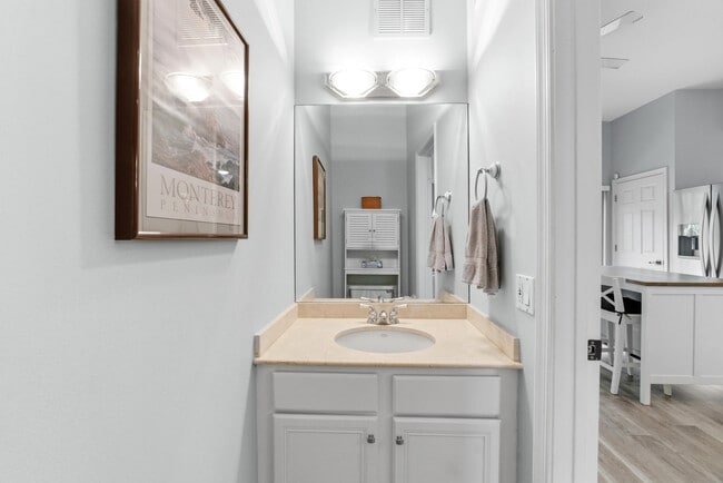 Building Photo - 2445 NE 14th St