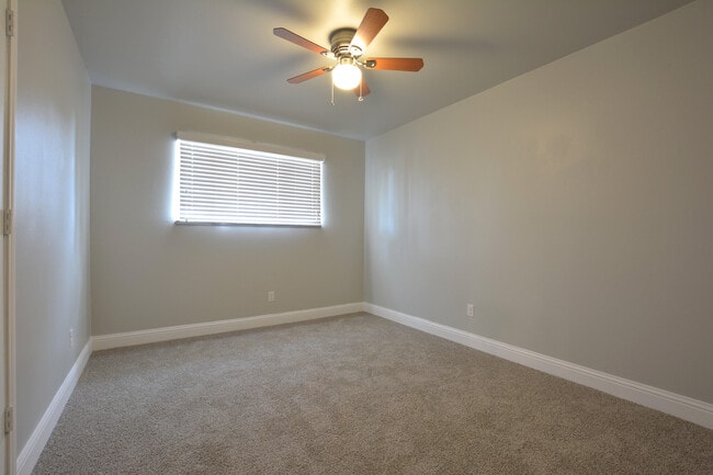 Building Photo - 6019 Orlando Ave