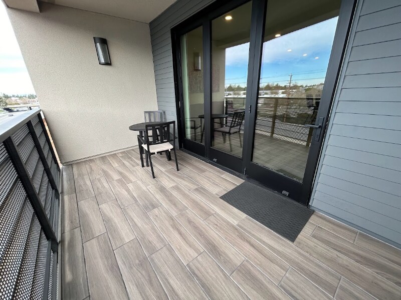 Building Photo - 3578 Rambla Pl