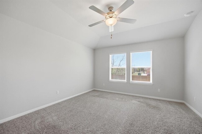 Building Photo - 809 Russet Rock Dr