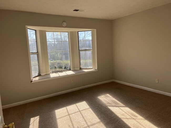 Building Photo - 6456 Charter Way