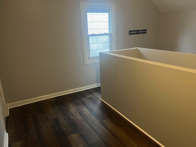 Building Photo - 1210 Anderson St