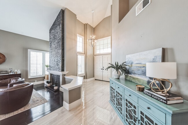 Entry - 21102 Spurney Ln