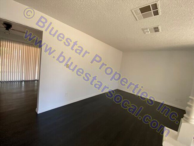 Building Photo - 7653 Victor Ave