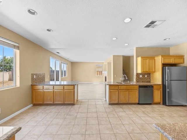 Building Photo - 4528 Wagon Trail Way