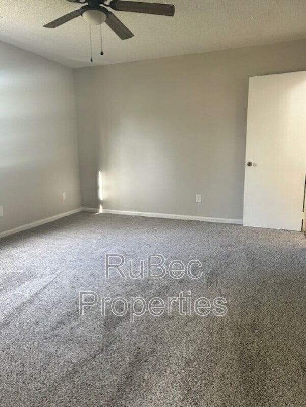 Building Photo - 8500 Quarry Rd