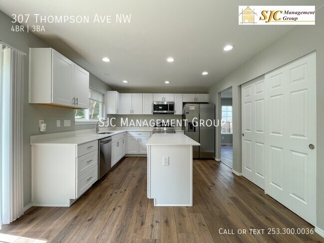 Building Photo - 307 Thompson Ave NW
