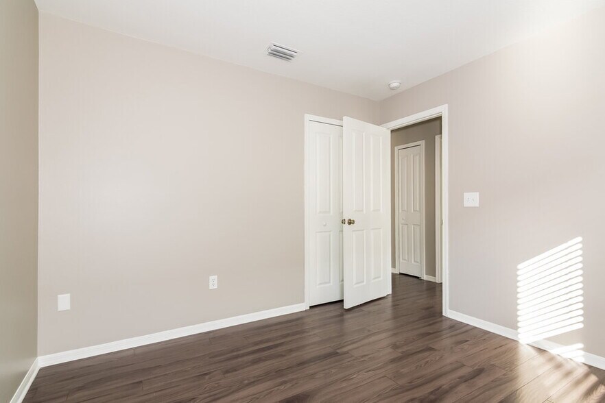 Building Photo - 1748 Kirtley Dr