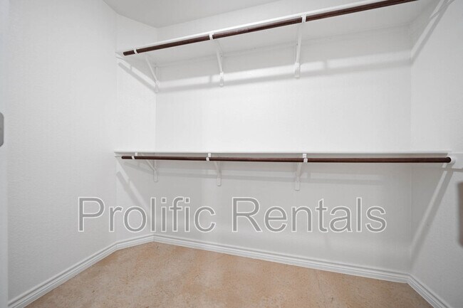 Building Photo - 1254 Lehmann Dr