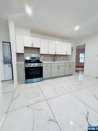 Building Photo - 23 Valley