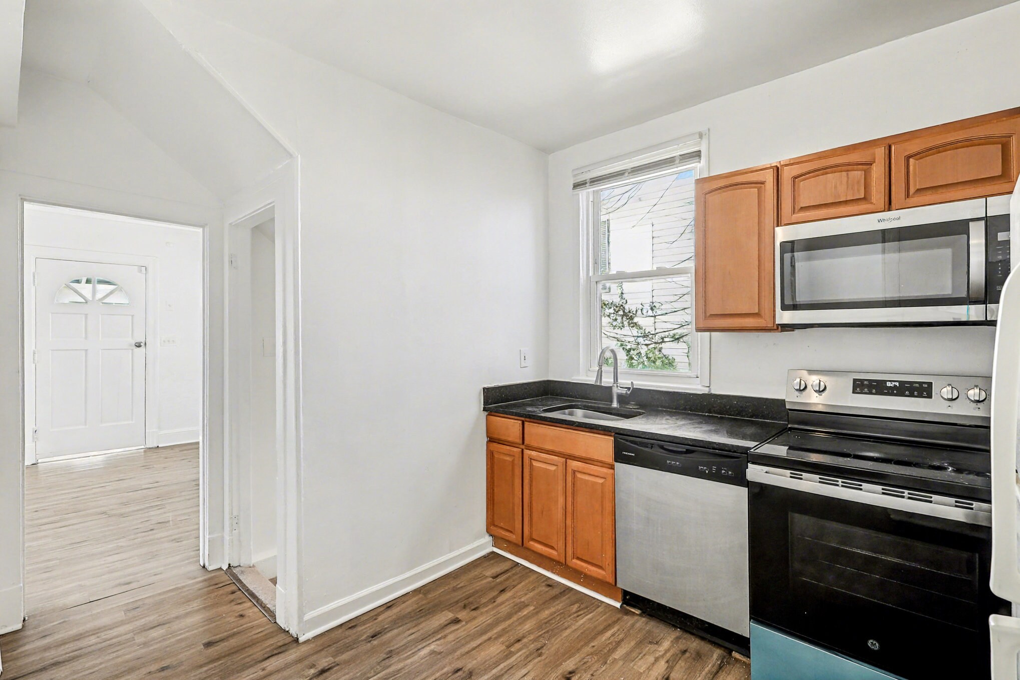 Building Photo - 6120 Otis St