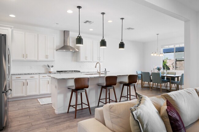 Building Photo - 9735 E Carr Peak Trl