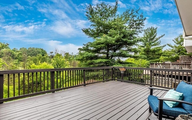 Building Photo - Beautifully maintained townhouse in New Market available before the new school year!