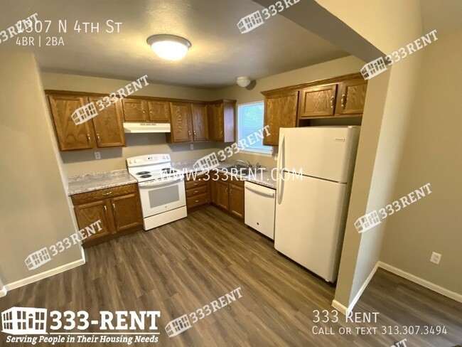 Building Photo - 1307 N 4th St