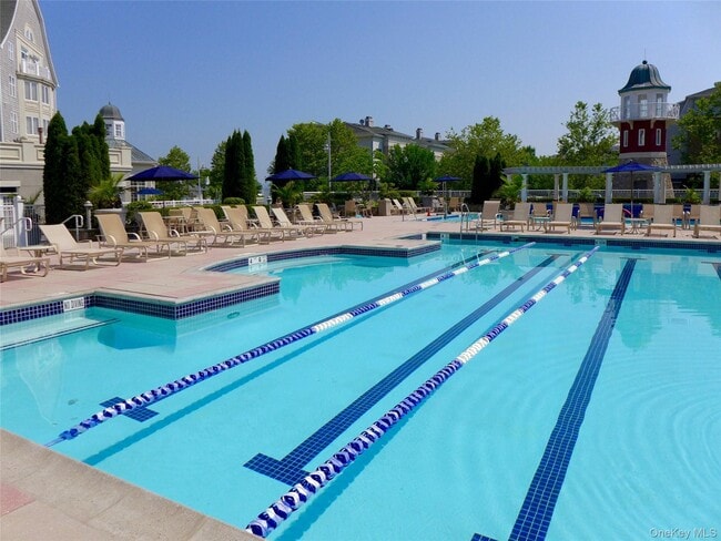 Building Photo - 17 Harbor Pointe Dr