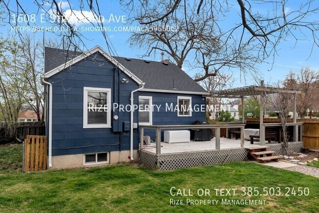 Building Photo - 1608 E Stratford Ave