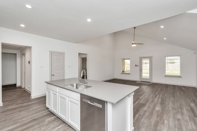 Building Photo - 1111 Pk Crst Dr