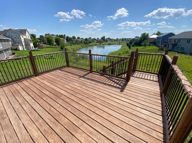 Building Photo - 2339 8th Ln SE