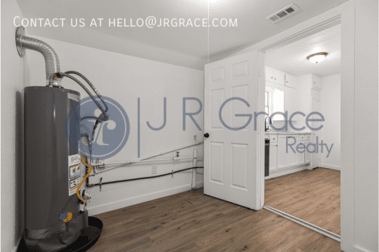 Building Photo - 3132 N 28th St