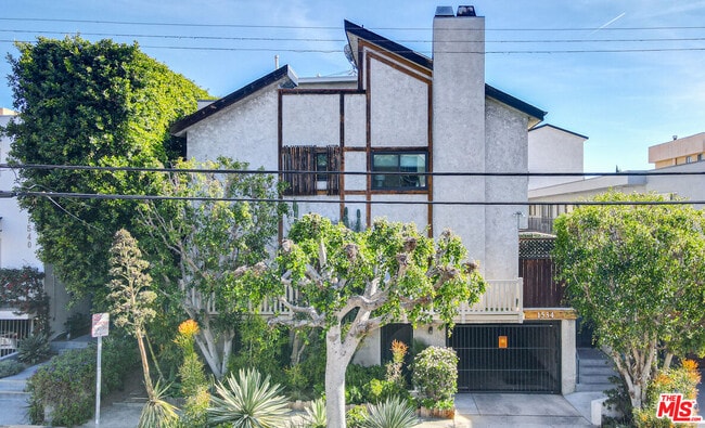 Building Photo - 1534 N Formosa Ave