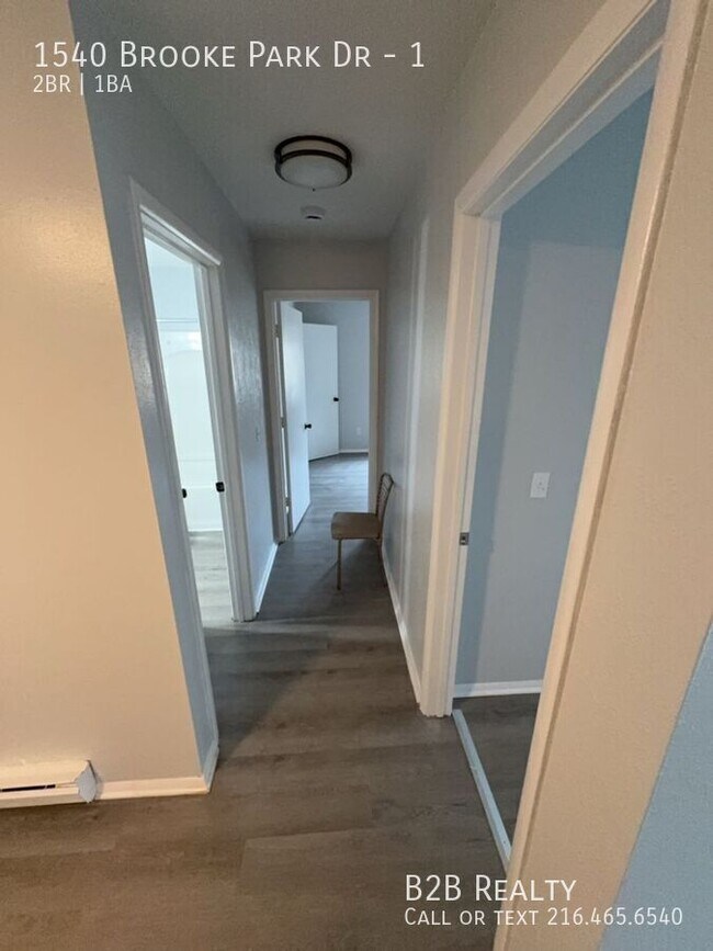 Building Photo - 1540 Brooke Park Dr