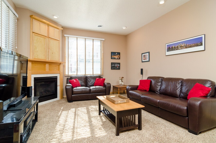 Building Photo - 17756 96th Ave N