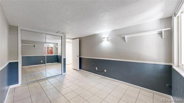 Building Photo - 2946 S Moline Pl