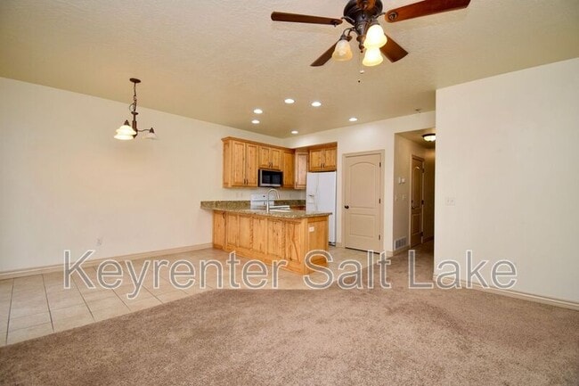 Building Photo - 3862 W Scarlet Sage Way