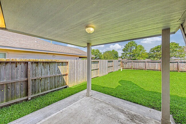 Building Photo - 18114 Sorrell Oaks Ln