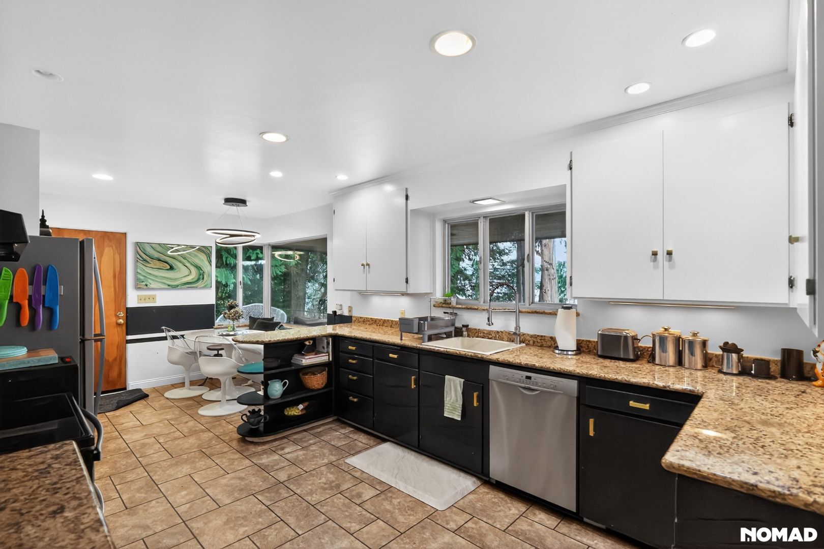 Building Photo - 28790 WA-104