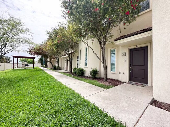 Building Photo - 1413 Keeton Ave