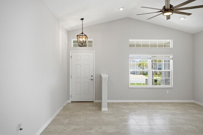 Building Photo - 55 Matanzas Lakes Dr