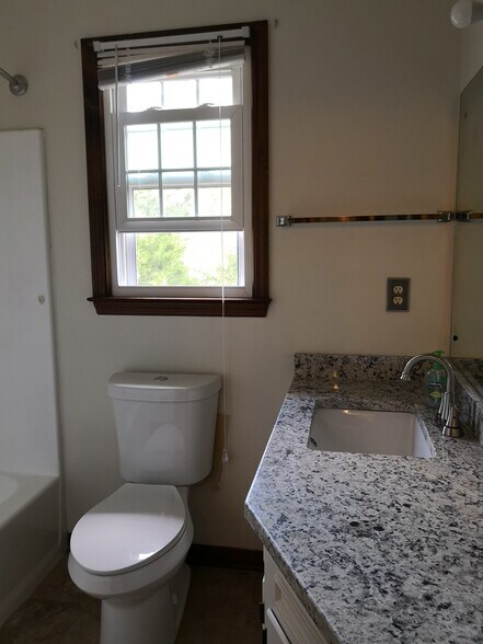 Bathroom-2 - 1471 Crooked Creek Rd