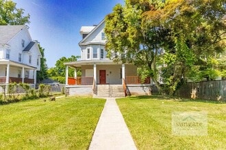 Building Photo - 3011 Garrison Blvd
