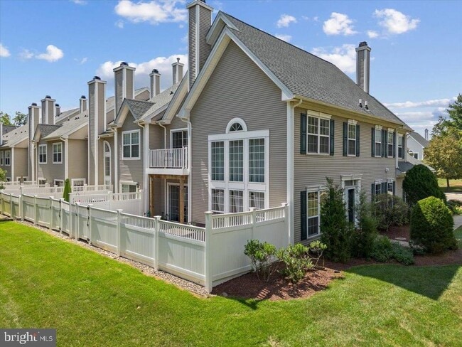 Building Photo - 614 Bollen Ct
