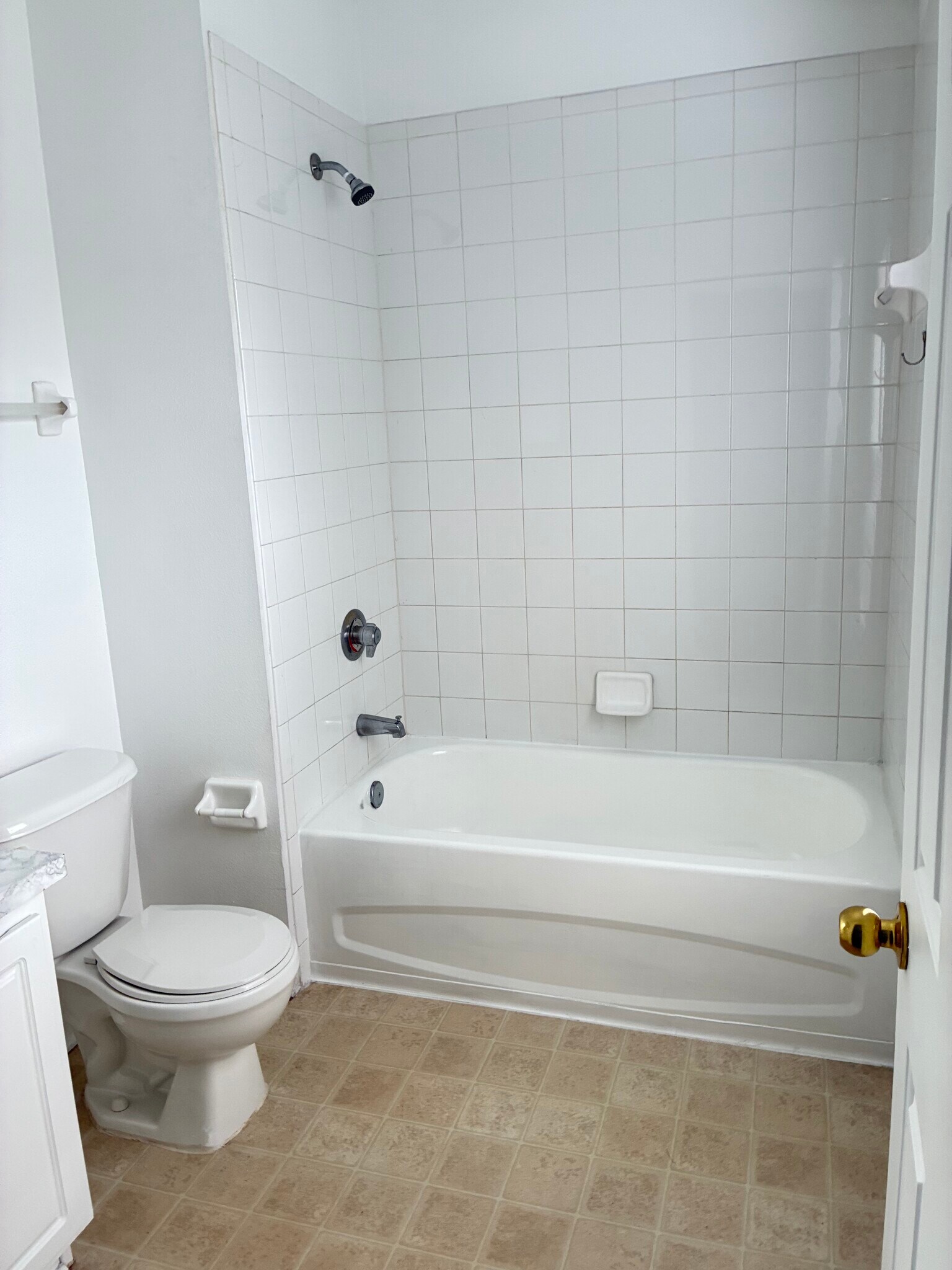 Building Photo - 1243 Charlesworth Dr