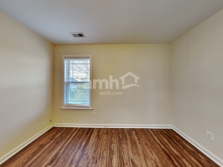 Building Photo - 129 Hardaway Pt