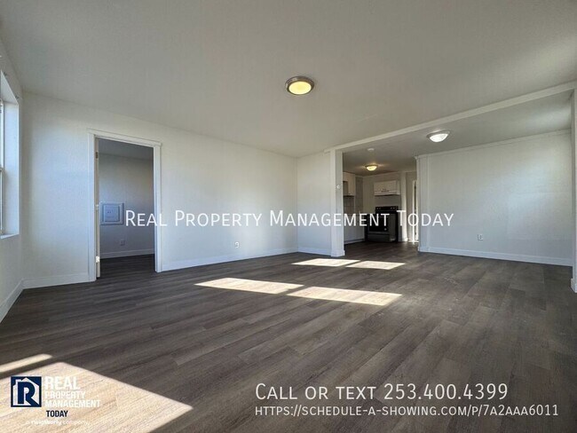 Building Photo - 206 128th St S