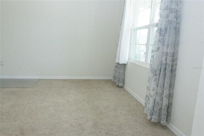 Building Photo - 3940 Silverstream Terrace