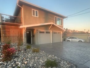 Building Photo - 16584 Toledo Way