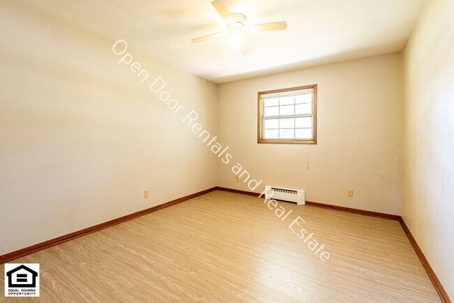 Building Photo - 5121 Ardmore Ave