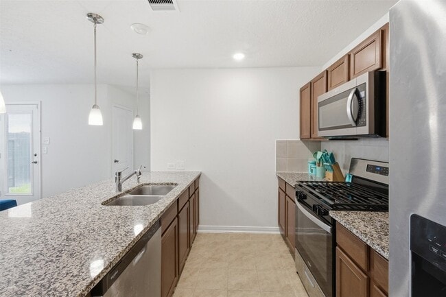Building Photo - 25343 Trinity Oakley Ct