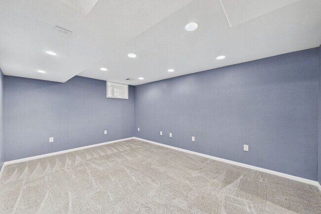 Building Photo - 1509 Concord St S